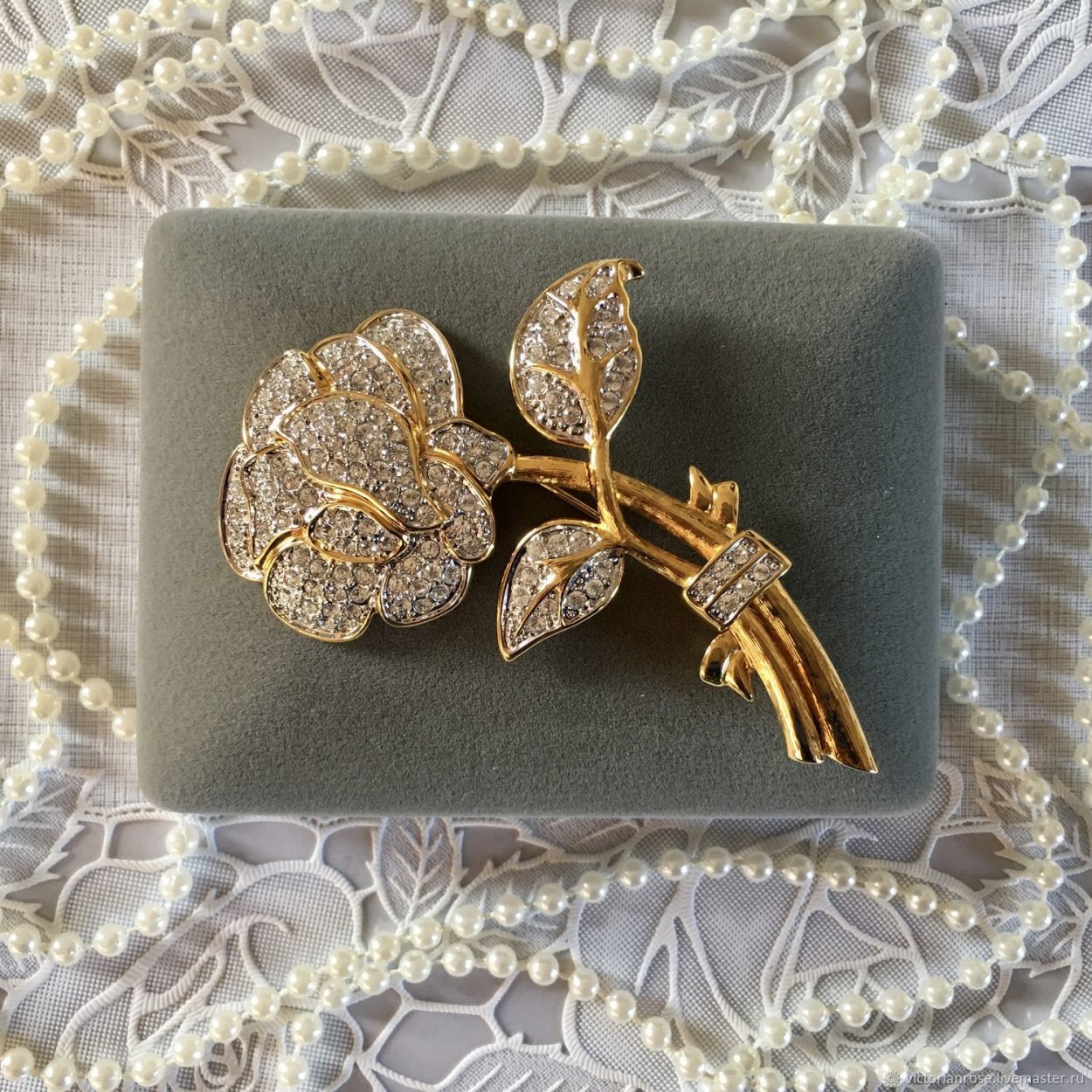 Брошь роза Сваровски
