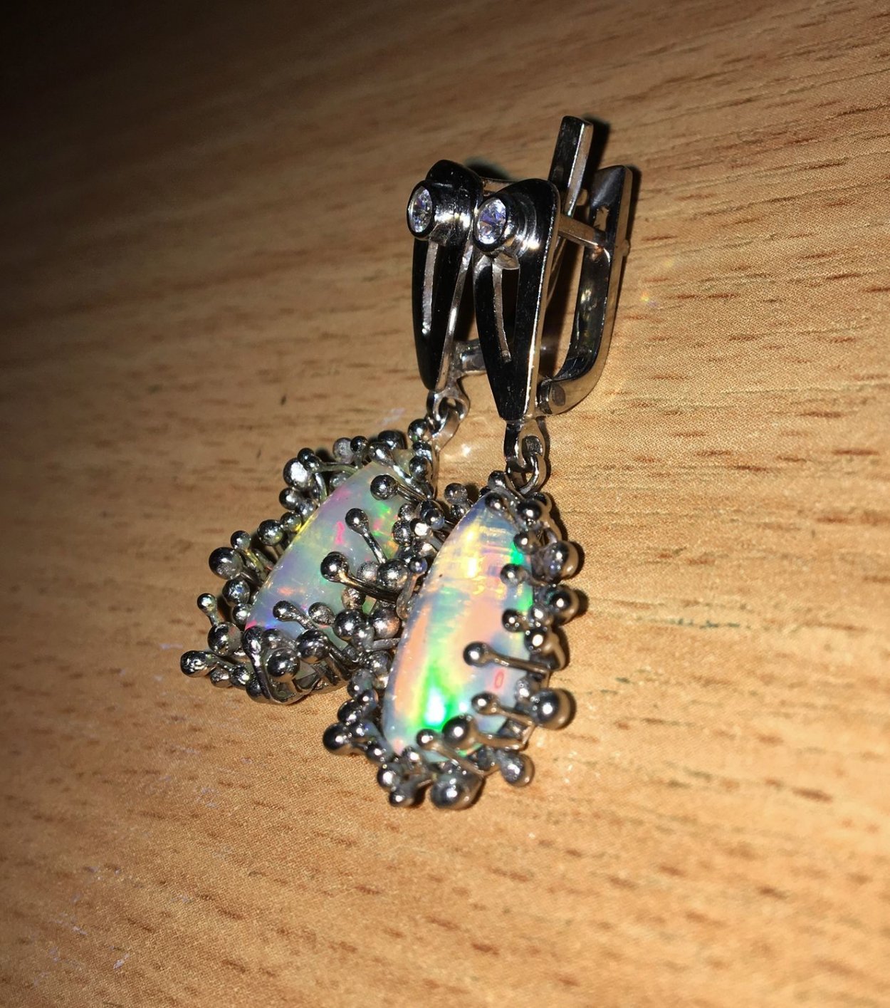 Серьги конфетти