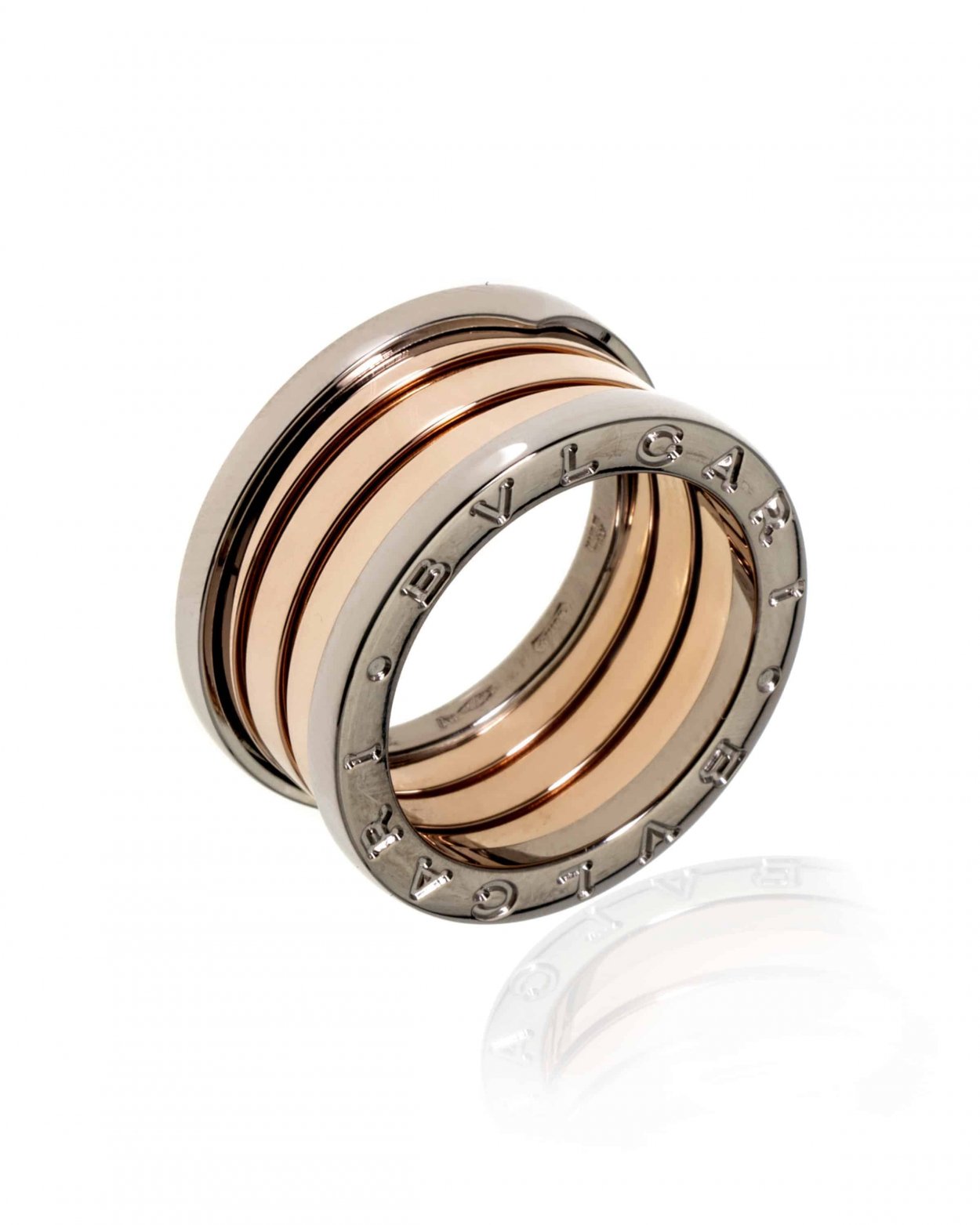 Золотое кольцо 750 пробы Bvlgari