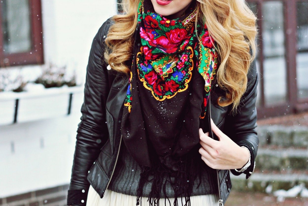 Платок Павлопосадский Street Style