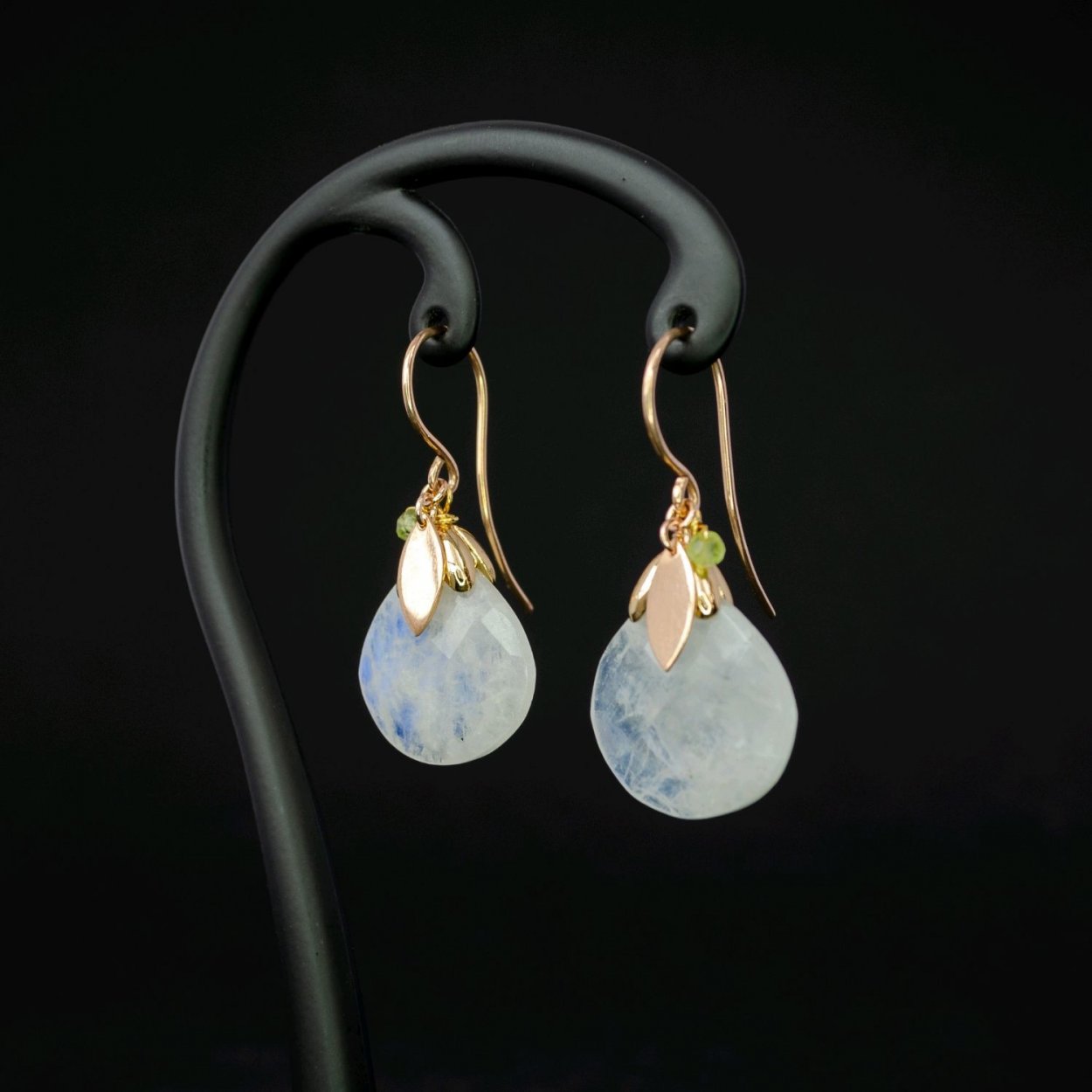 Серьги с лунным камнем ивск31109х13бмr6