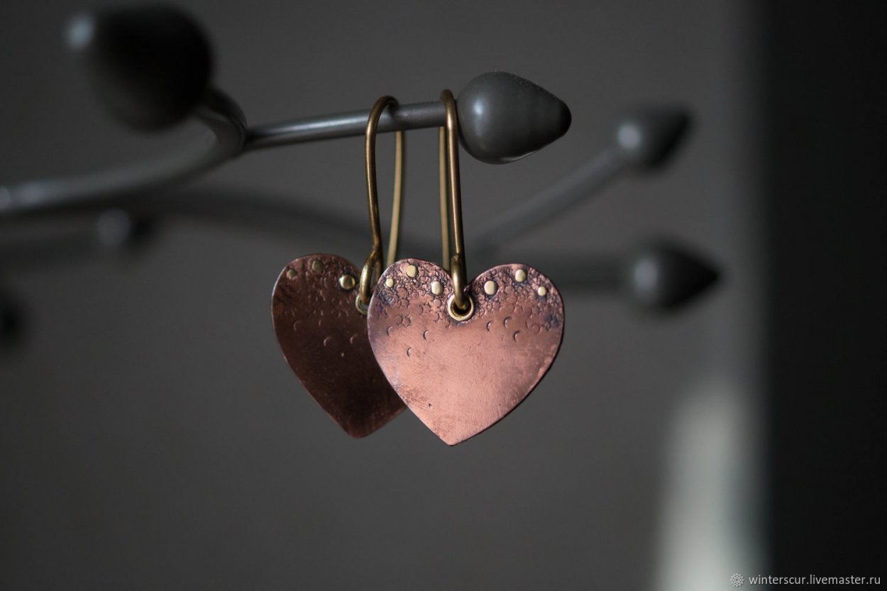 Сережки женские