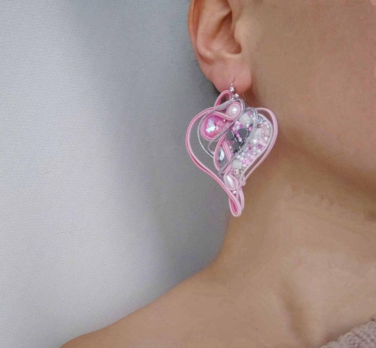 Крупные серьги сердце