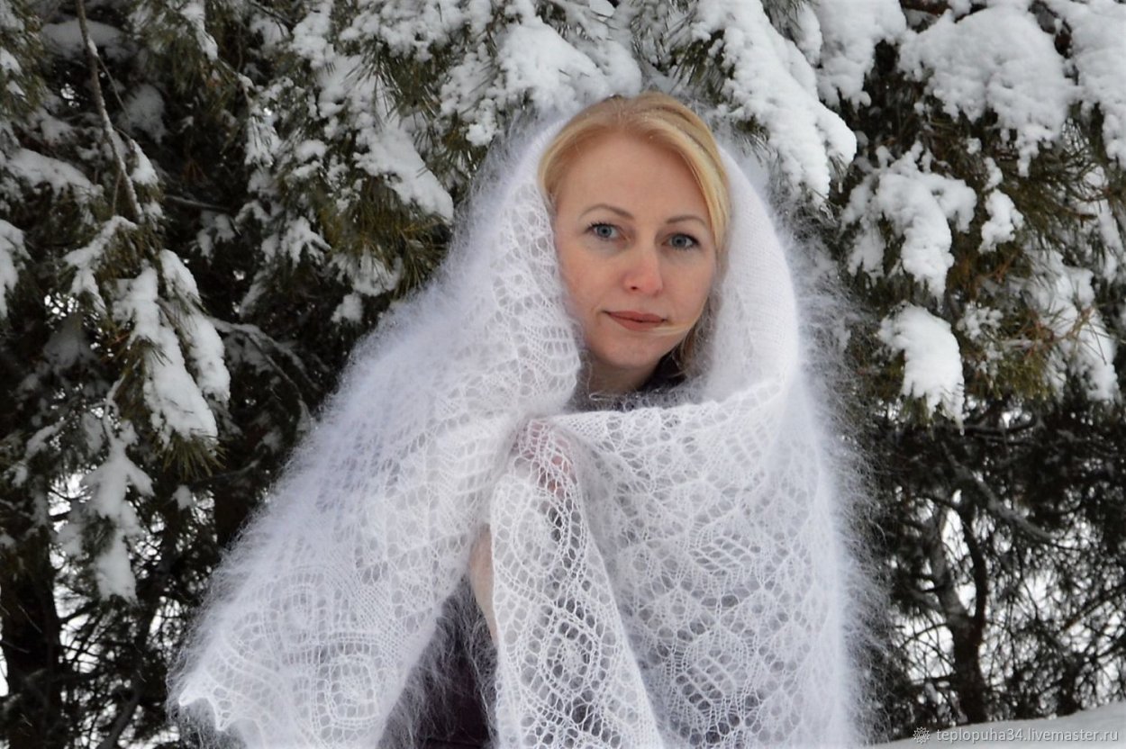 Оренбургский пуховый платок