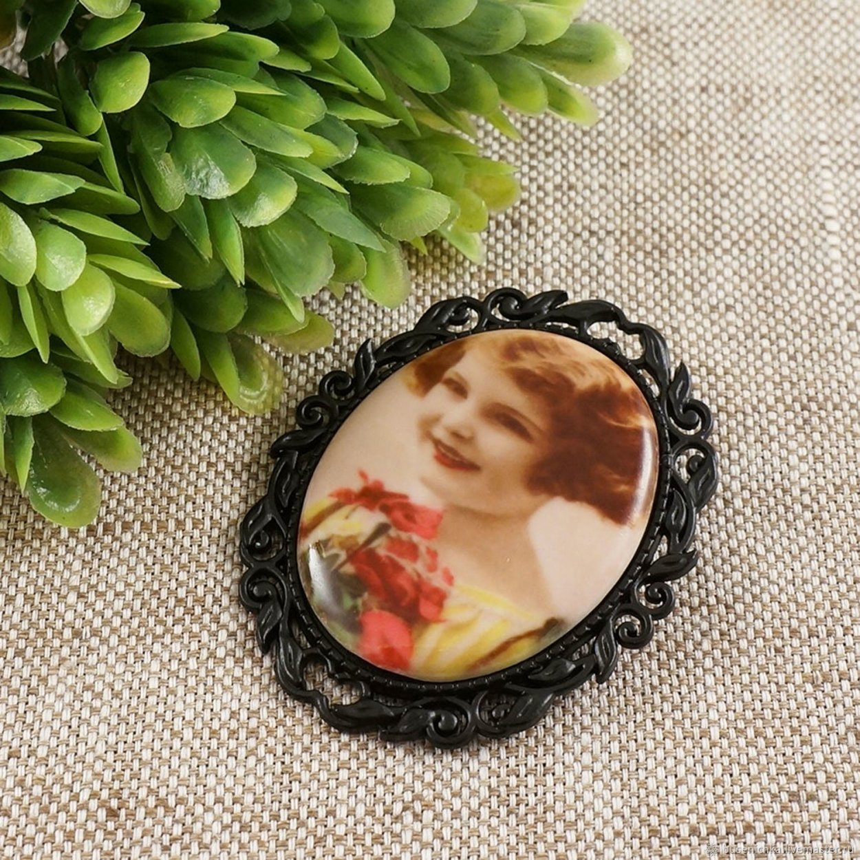 Brooch Set by v
