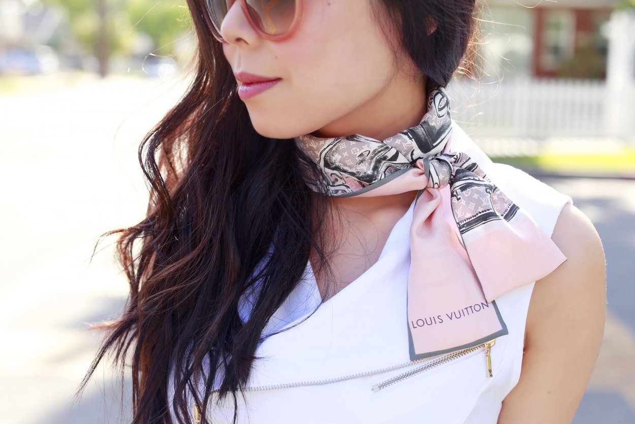 Louis Vuitton Bandeau Scarf