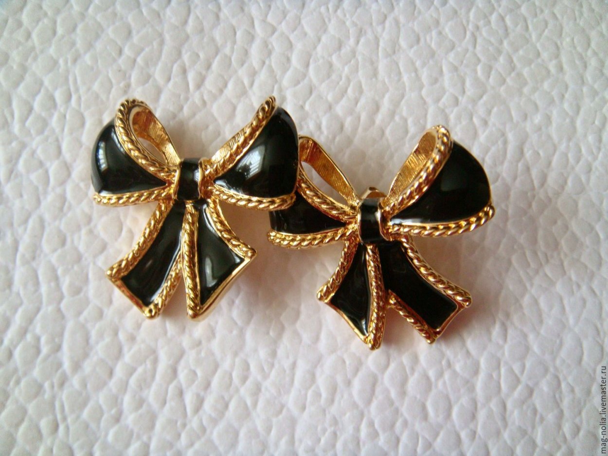 Необычные серьги