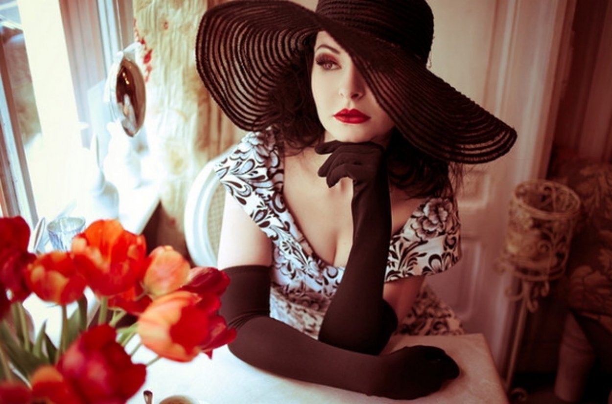 Елена Райкова
