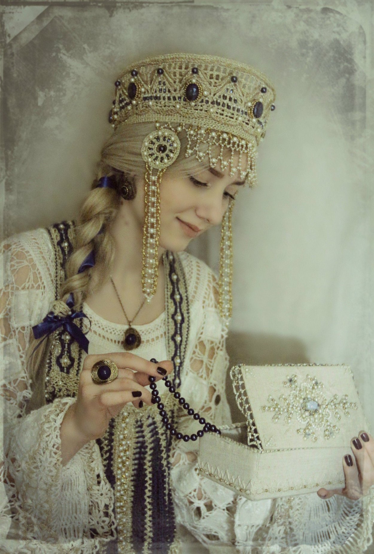 Славянский кокошник