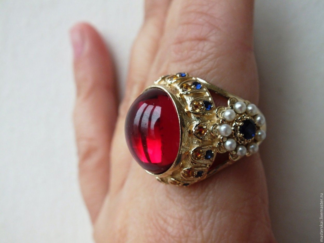 Старинное кольцо с рубином