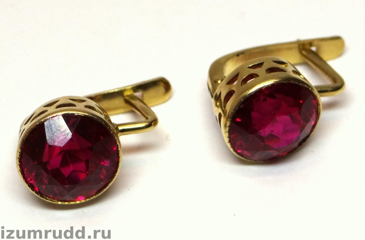 Серьги с рубином из золота СССР 583 пробы
