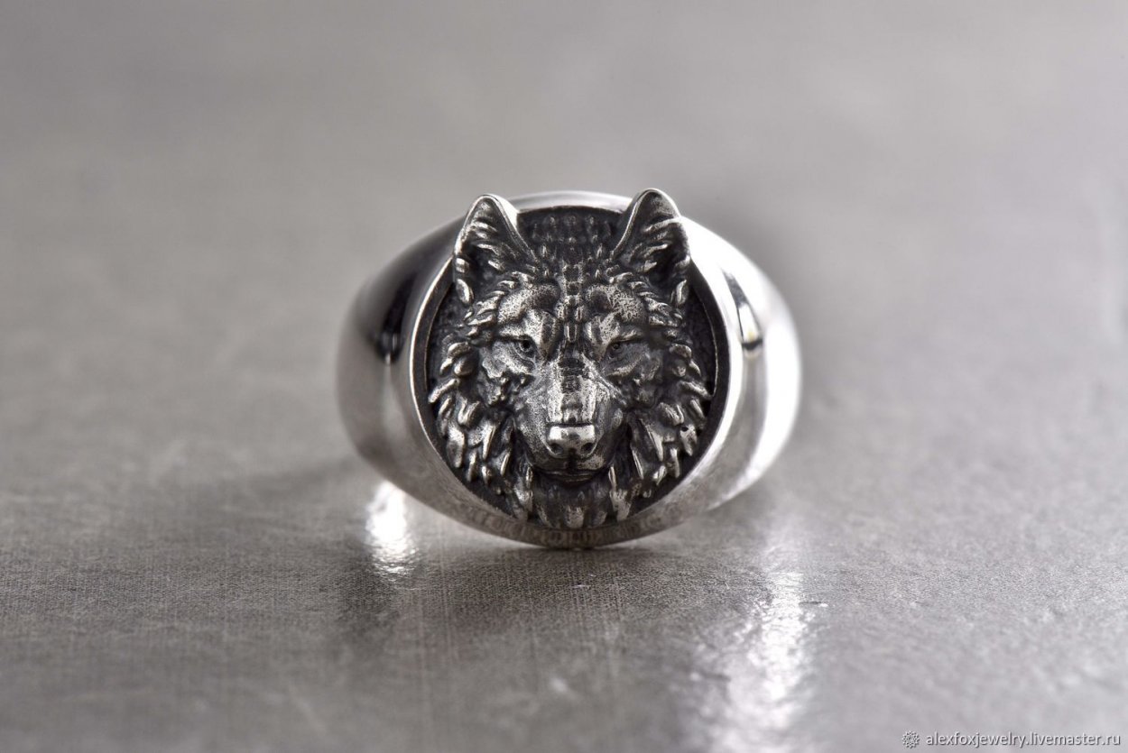 Серебряный волк (Silver Wolf)
