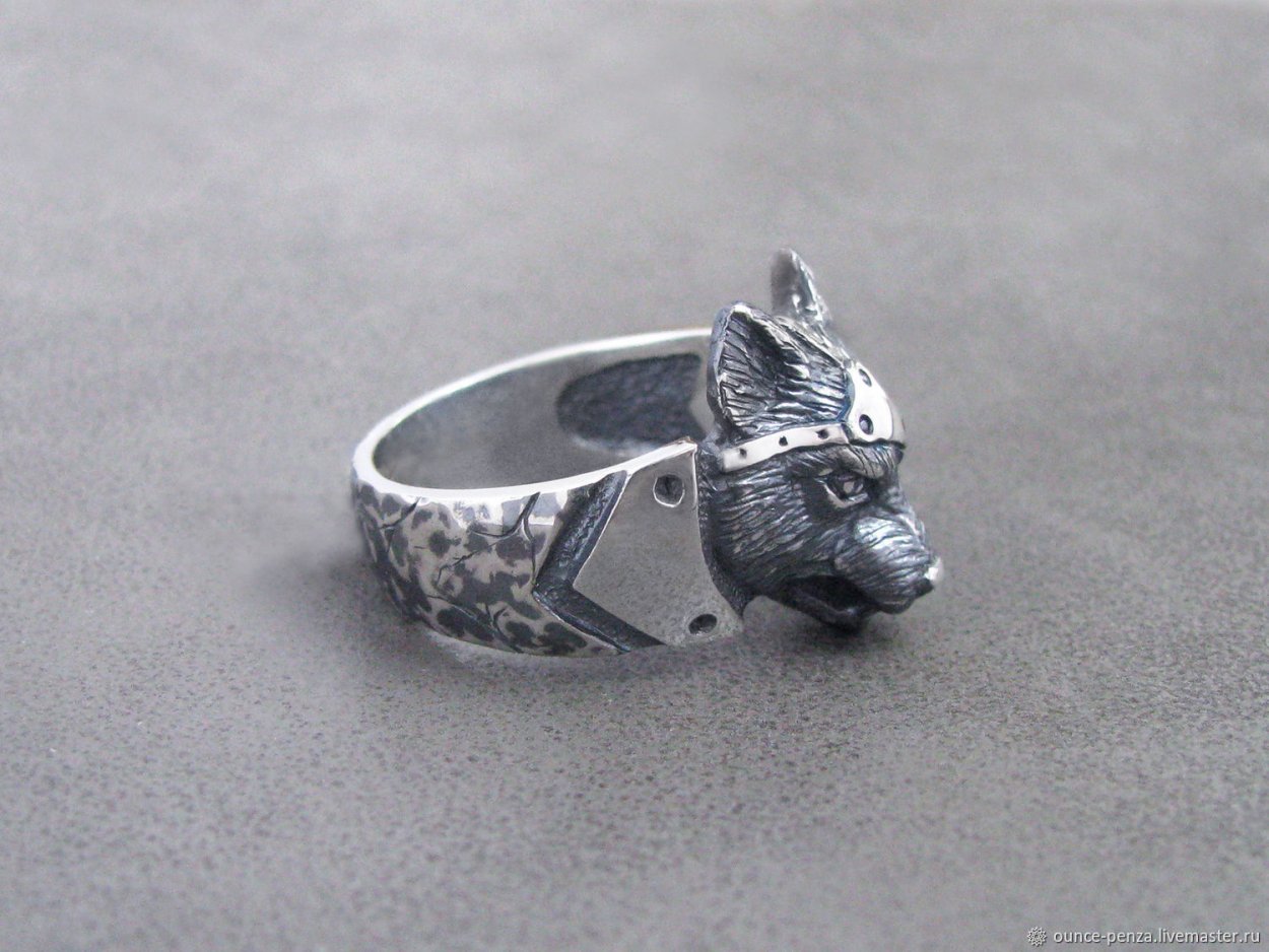 Серебряный волк (Silver Wolf)