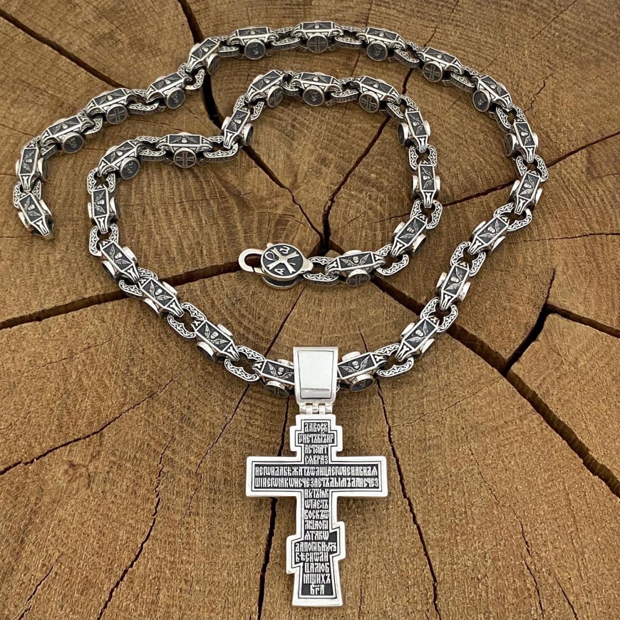 Серебряные цепочки с крестом