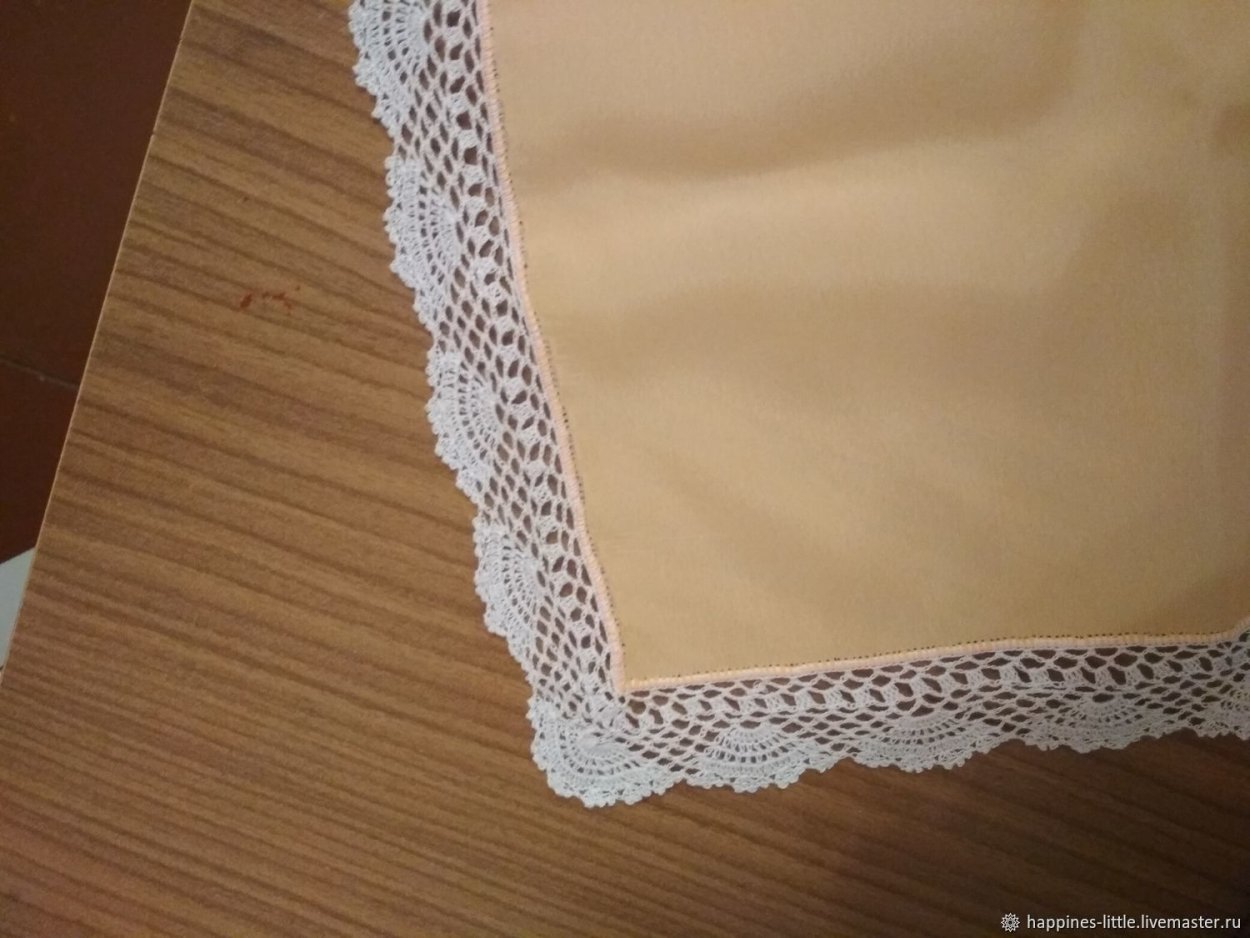 Носовой платок с кружевами