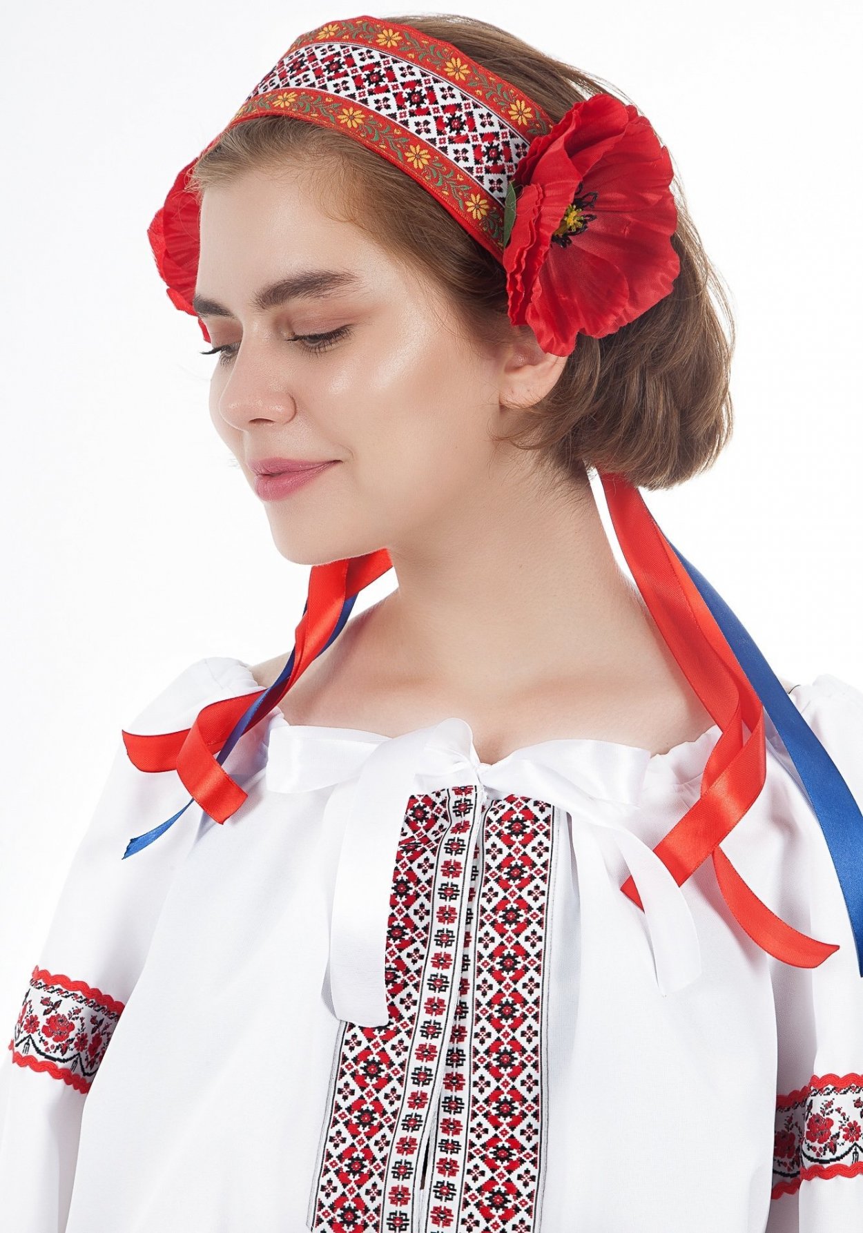 Венок с лентами.
