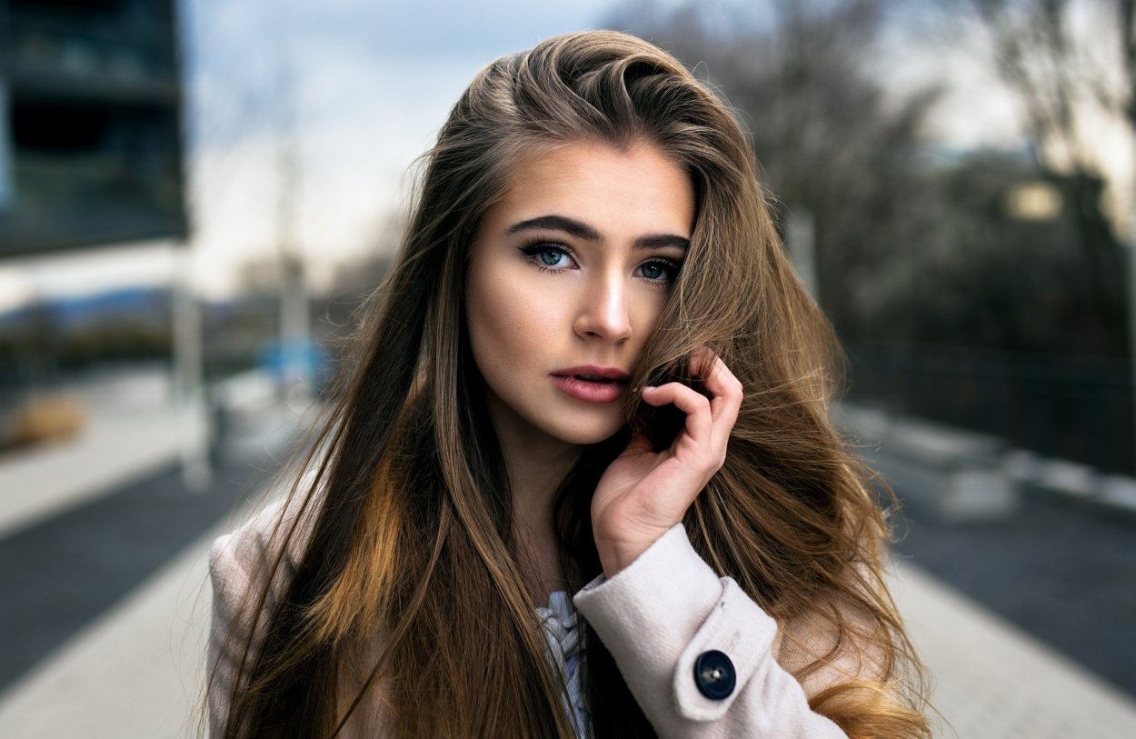 Русые девушки