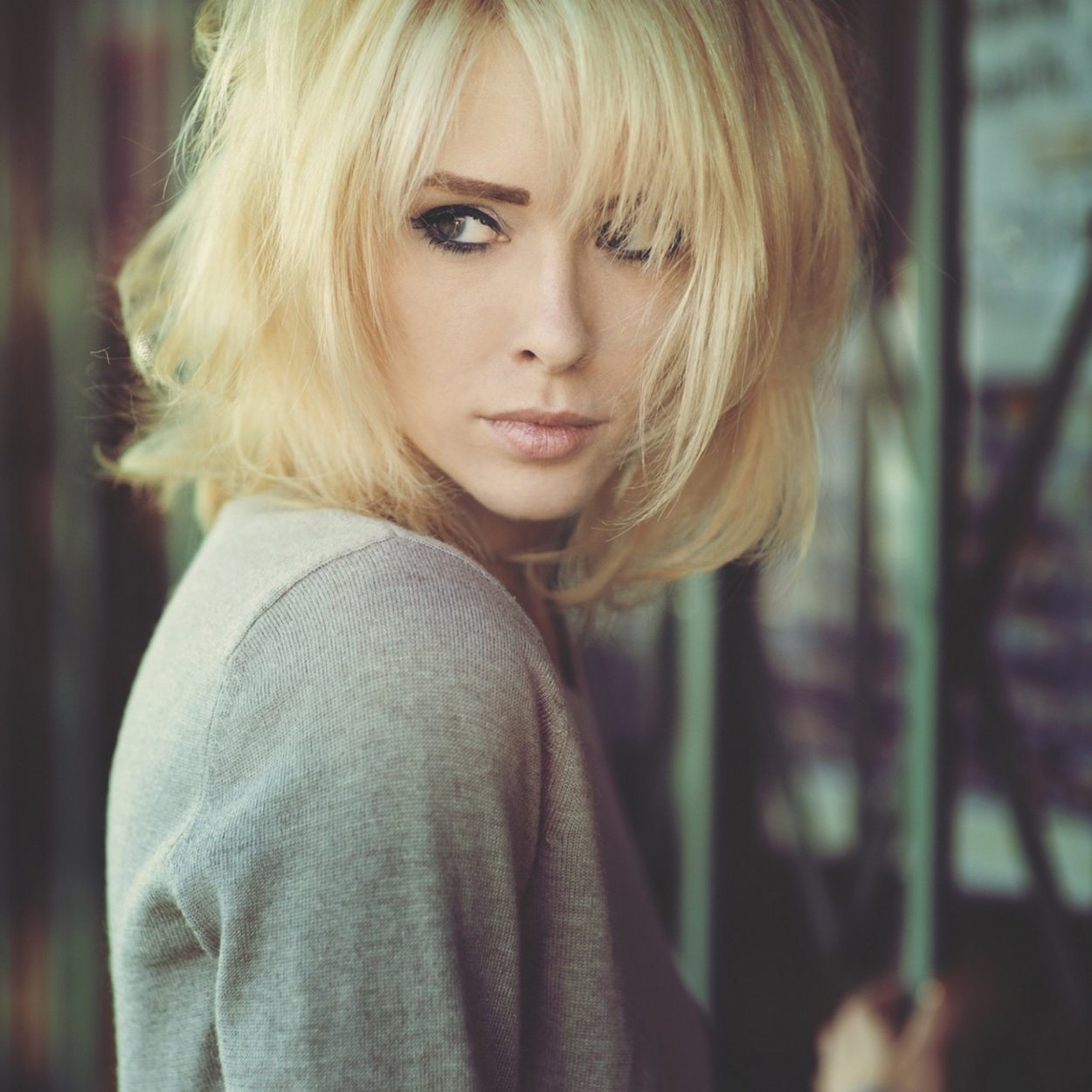 Alysha nett блондинка
