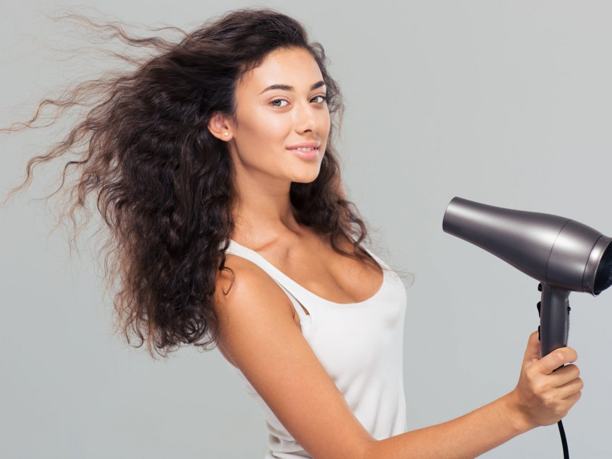 Как высушить волосы феном без диффузора