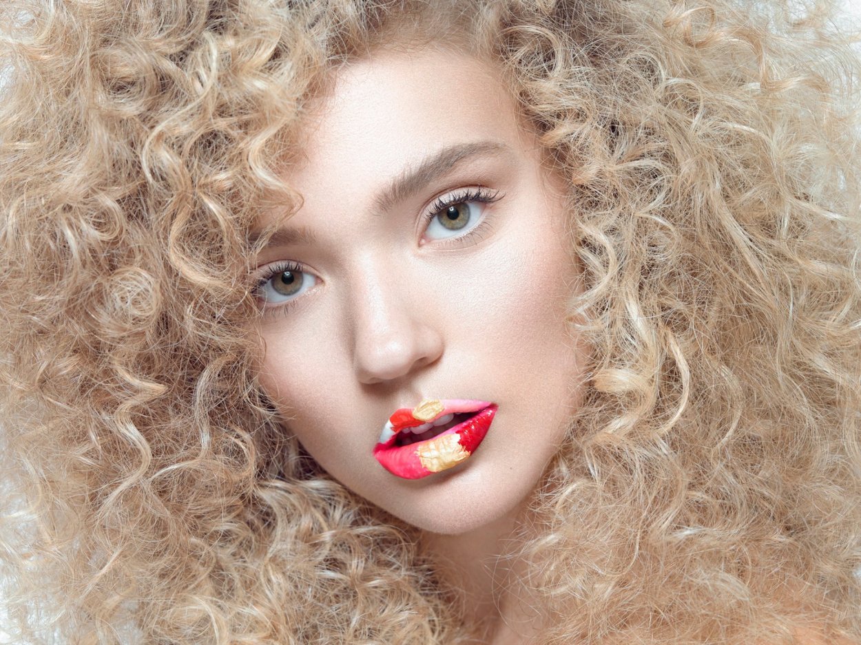 Curly Bob модель