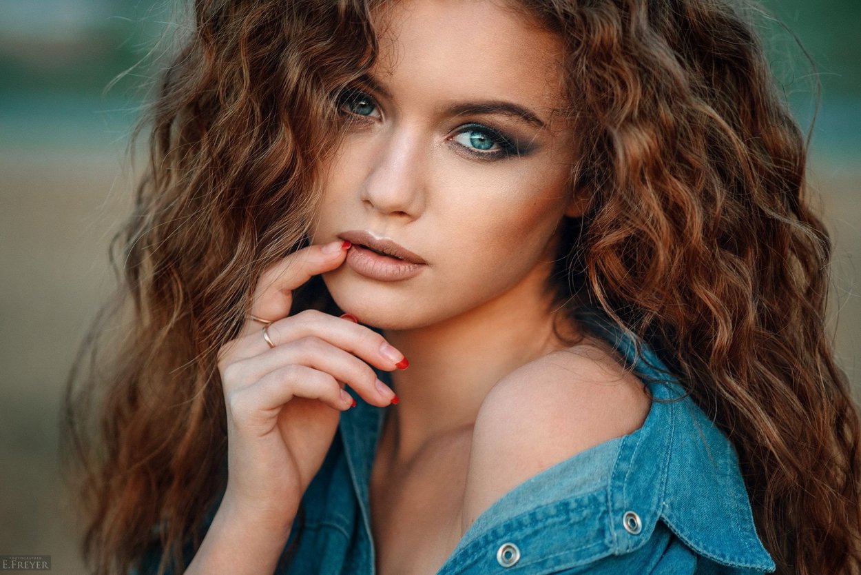 Алина Заславская модель