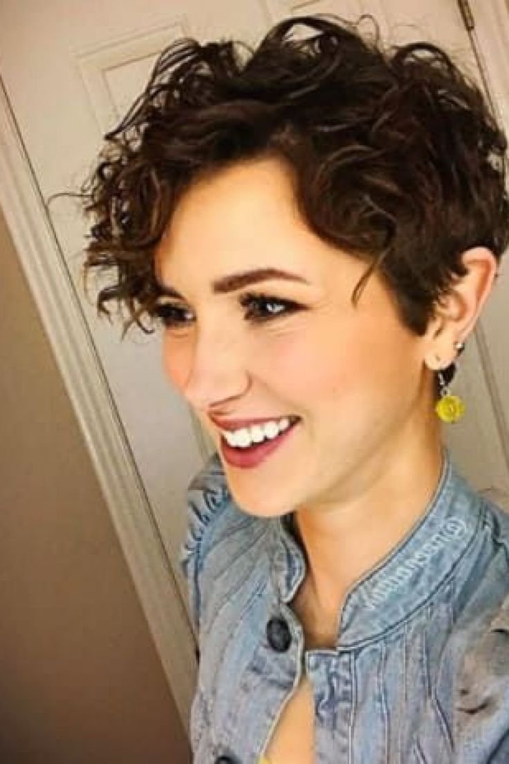 Pixie Cut стрижка для кудрявых волос