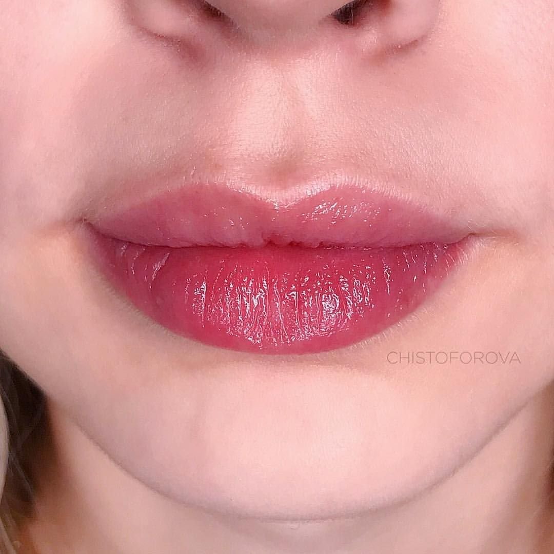 Татуаж губ эффект зацелованных губ фото