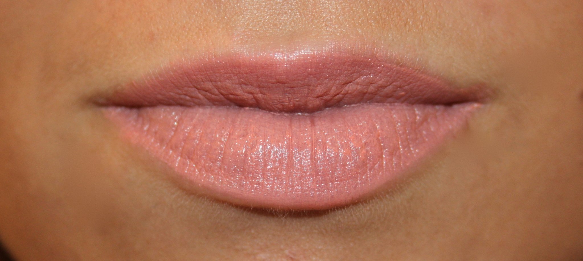 Форма половых губ персик щавель фото. Персиковый перманент губ. Татуаж губ персиковый цвет. Татуаж губ. Татуаж губ персик.