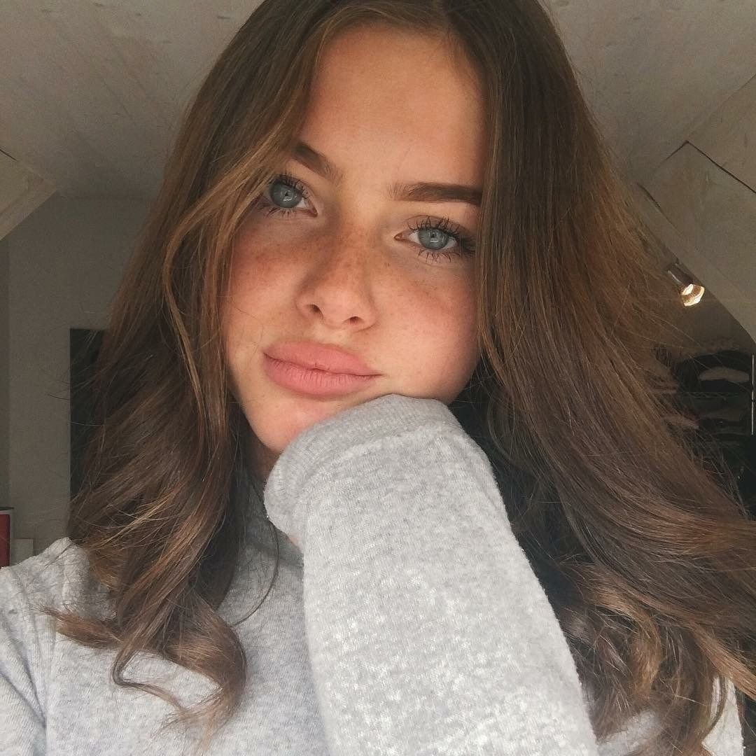 Селфи лица без макияжа