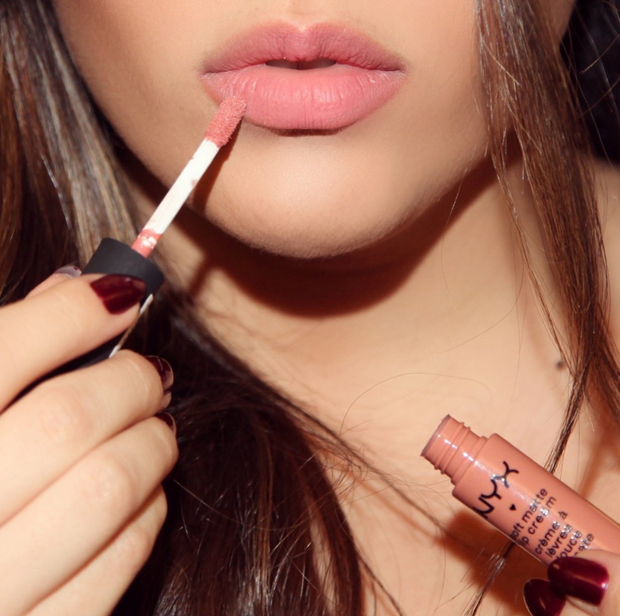 Помады NYX Soft Matte Lip Cream Stockholm