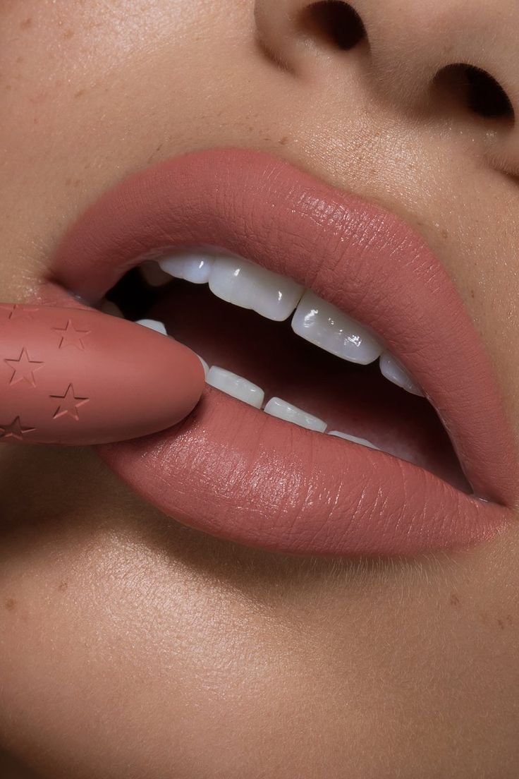 Colourpop Lux Lipstick