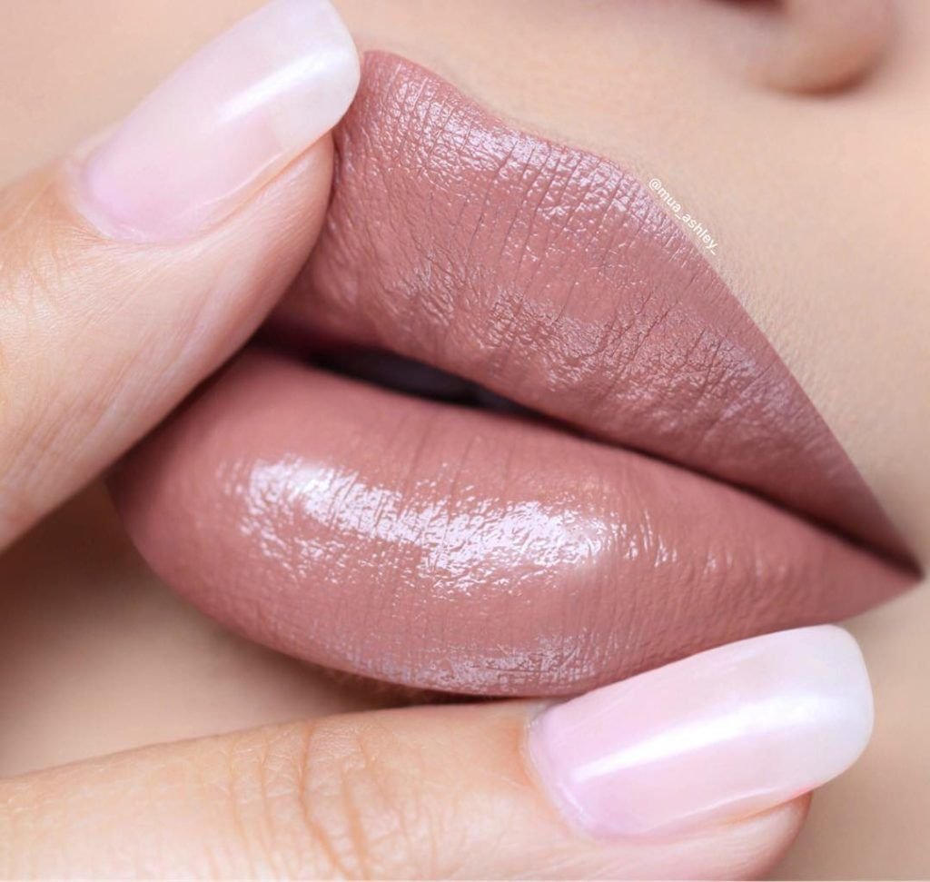 Лореаль Color riche Ultra Matte