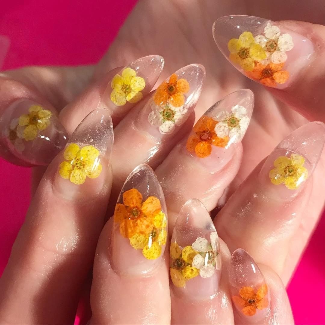 Гель с сухоцветами Flowers Nail