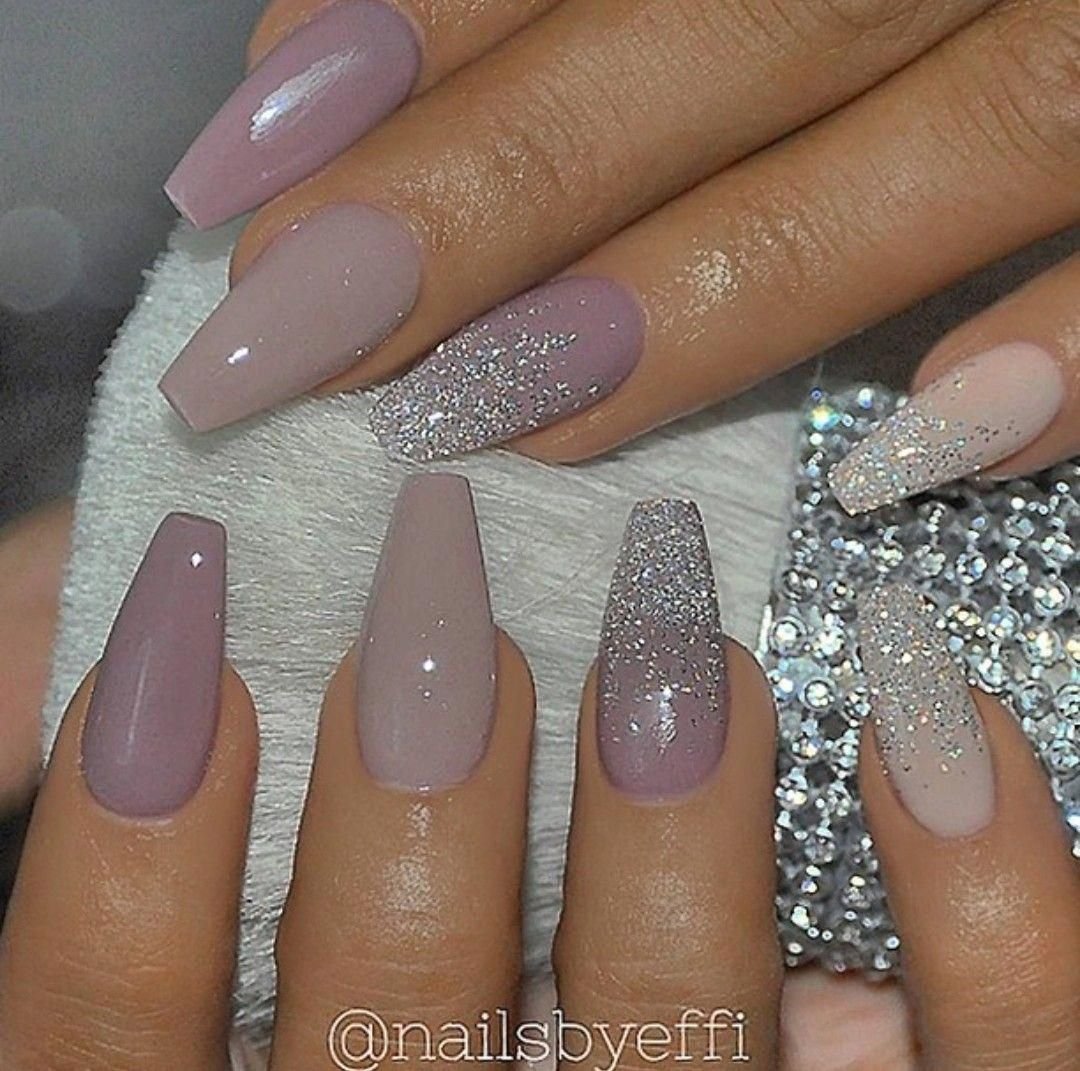 Миндальный френч с блестками