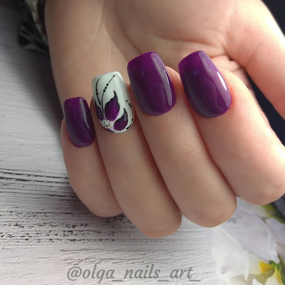 Маникюр баклажан