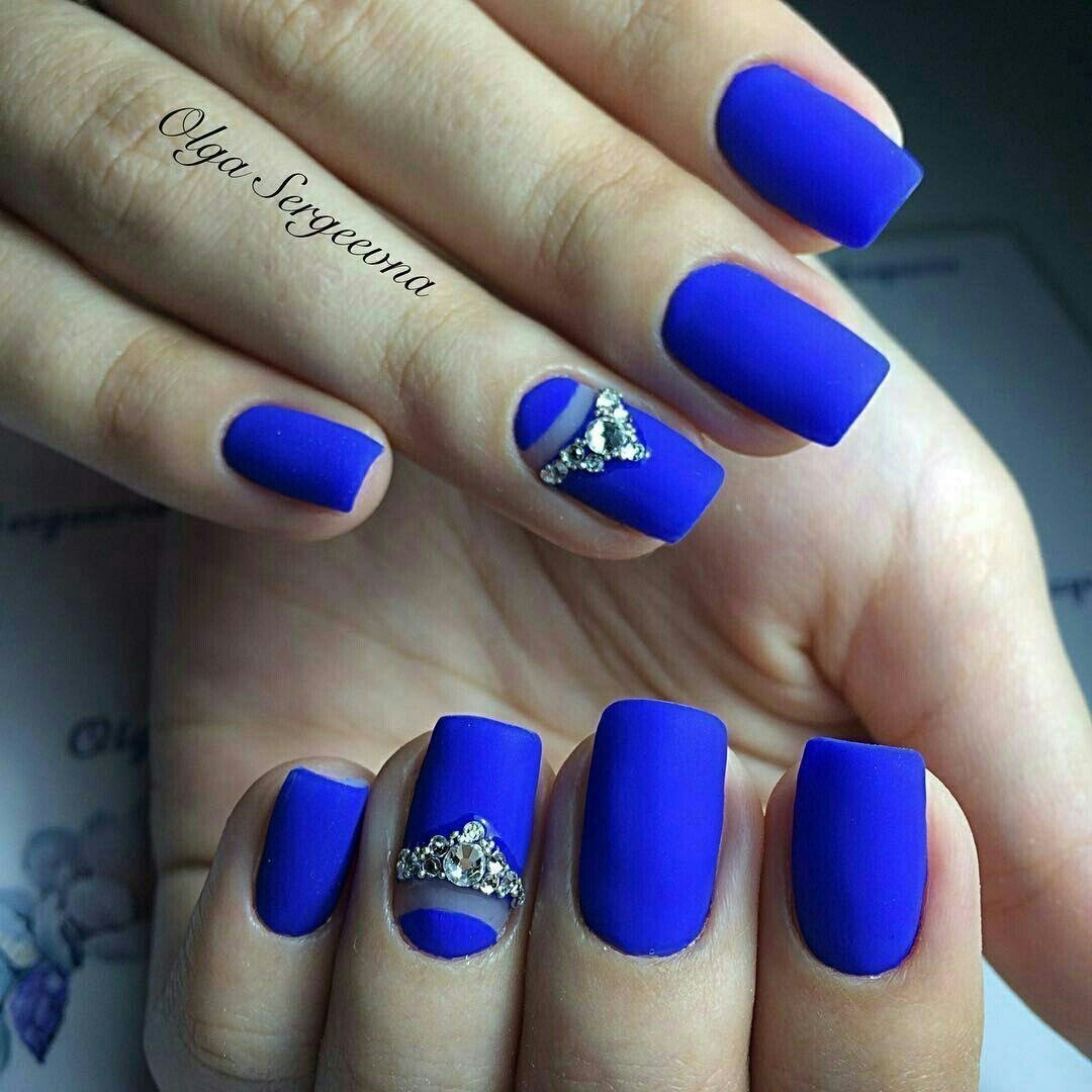 Синие длинные ногти