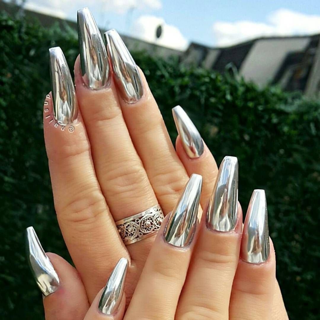 Серебряные ногти