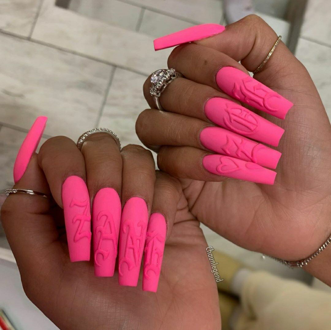 Matte and glitter Pink Nails
