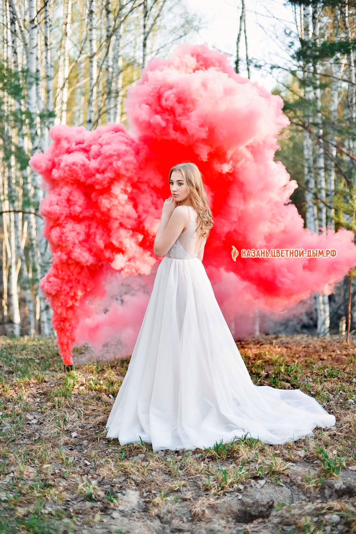 цветной дым фото свадьба