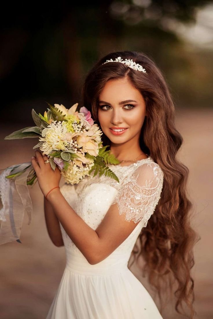 Девушки на свадьбе в России