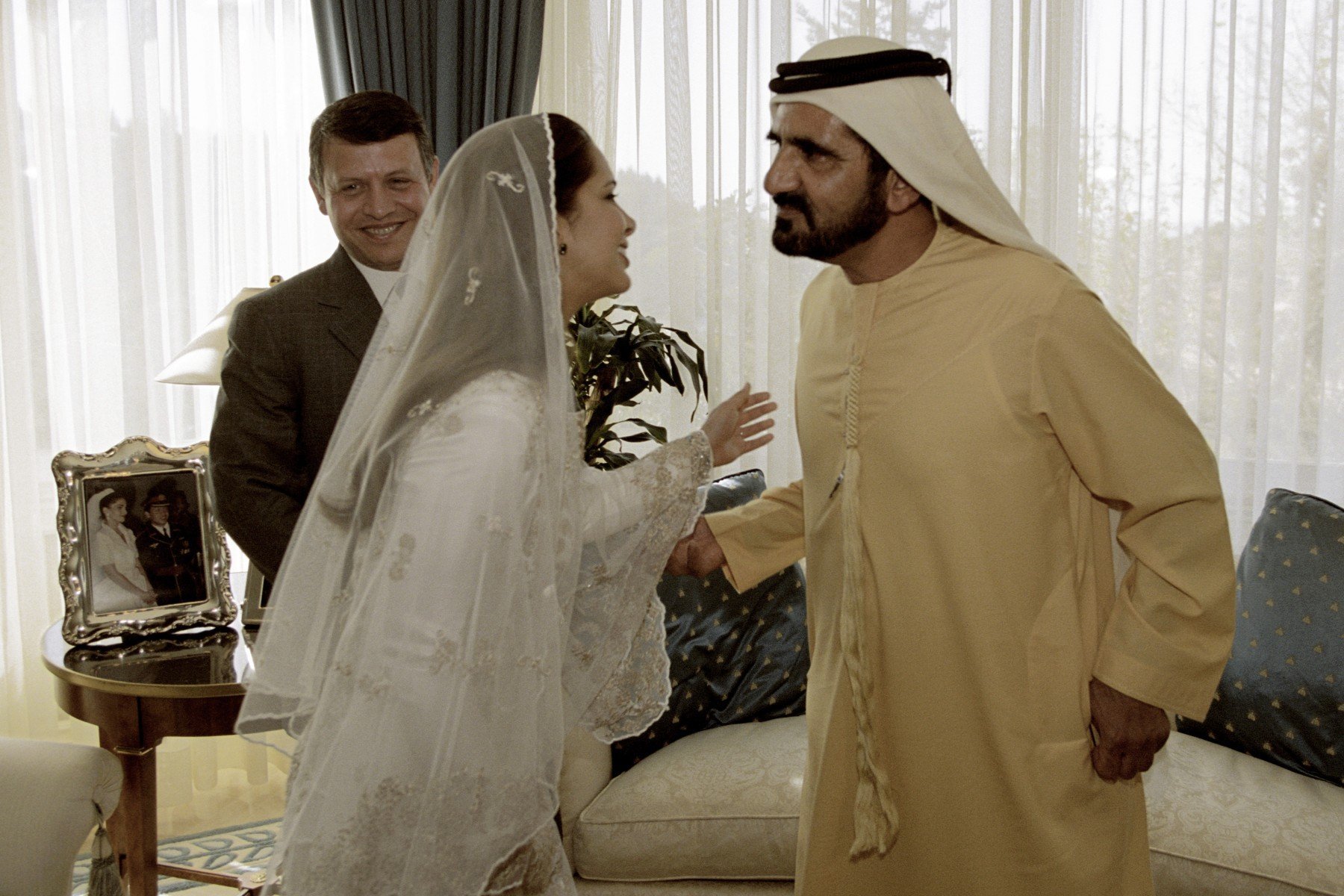 Невеста шейха читать. Шейх Мохаммед и принцесса Салама свадьба. Свадьба шейха Мохаммеда Бин Рашида Аль-Мактума и принцессы Саламе.