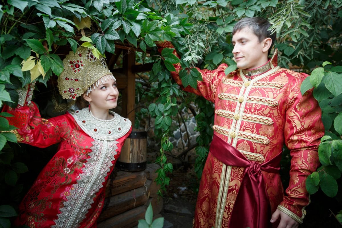 Русско народный свадебный костюм