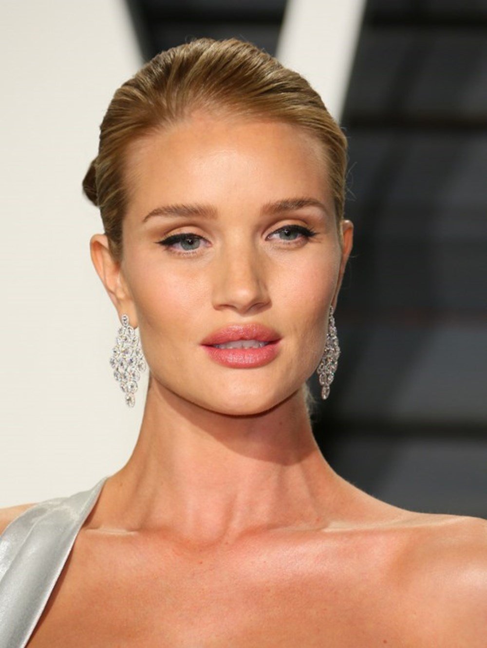 Рози хантингтон до и после пластики. Рози Хантингтон. Rosie Huntington-Whiteley. Роузи Хантингтон-Уайтли Роузи Хантингтон-Уайтли. Роузи Хантингтон до.