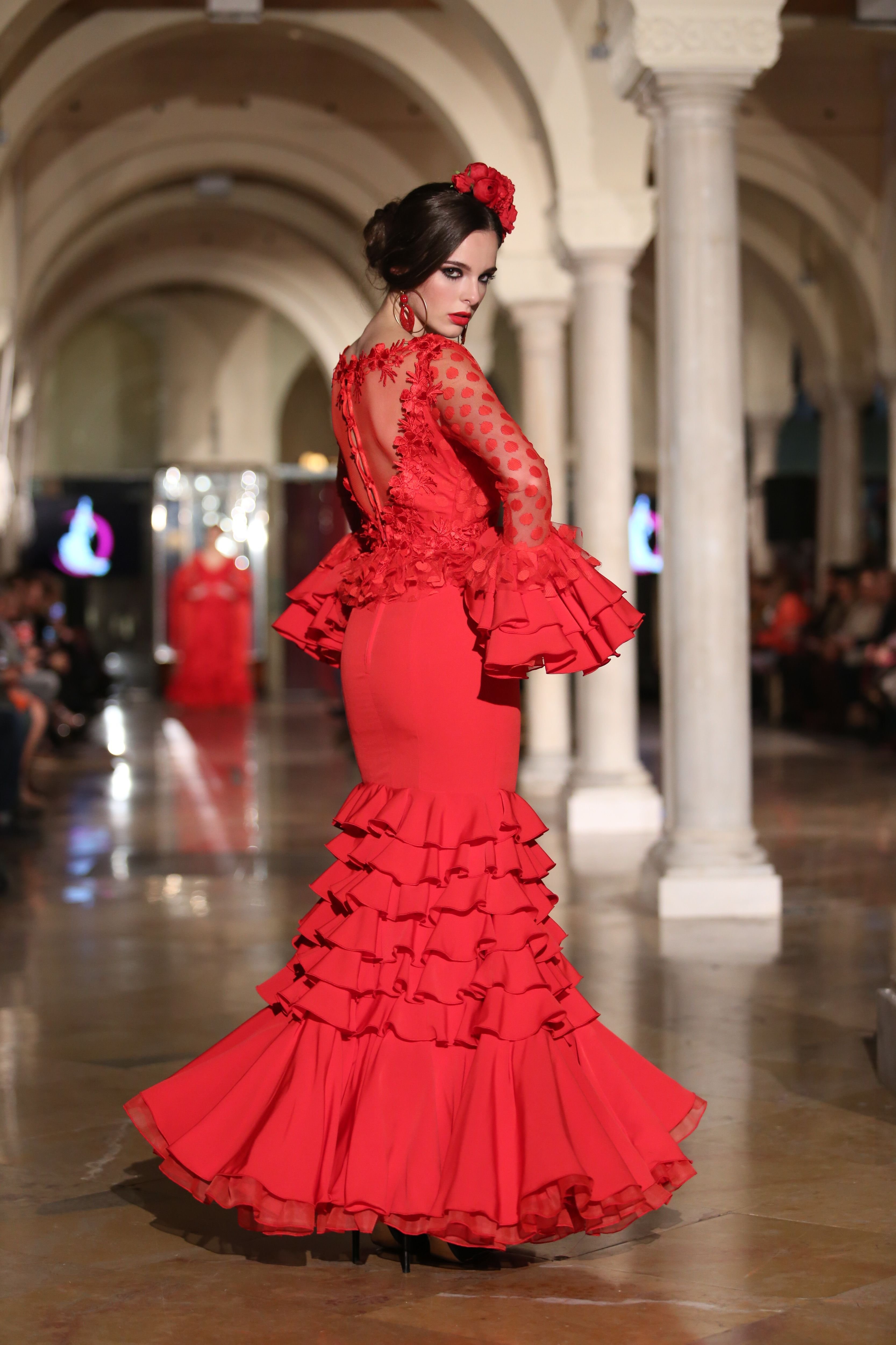 Платье в испанском стиле - 79 фото
