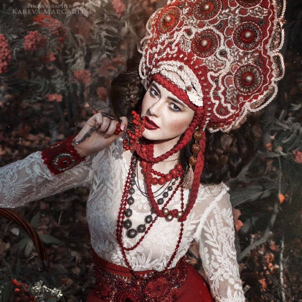 Маргарита Карева кокошник