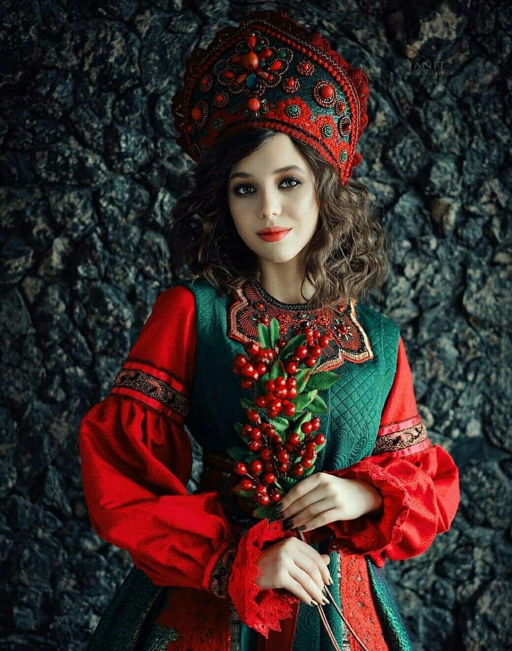 Любовь Михалева кокошники