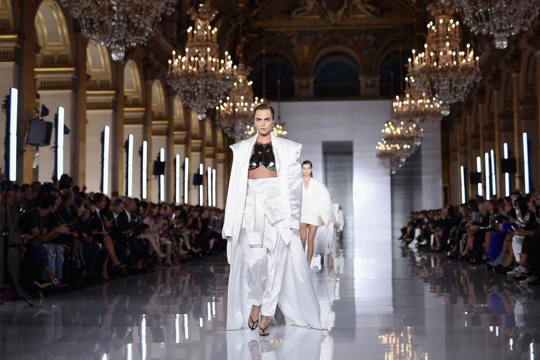 Balmain дом моды Париж