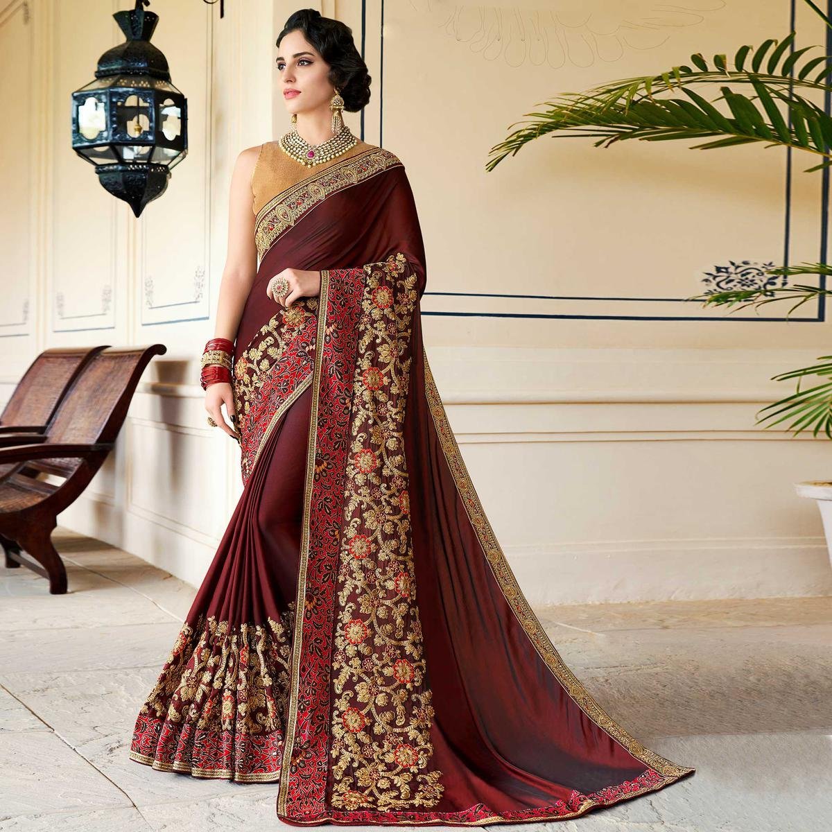 Сари страна. Индийское Сари. Сари (женская одежда в Индии). Сари платье Индии. Красное Сари в Индии.