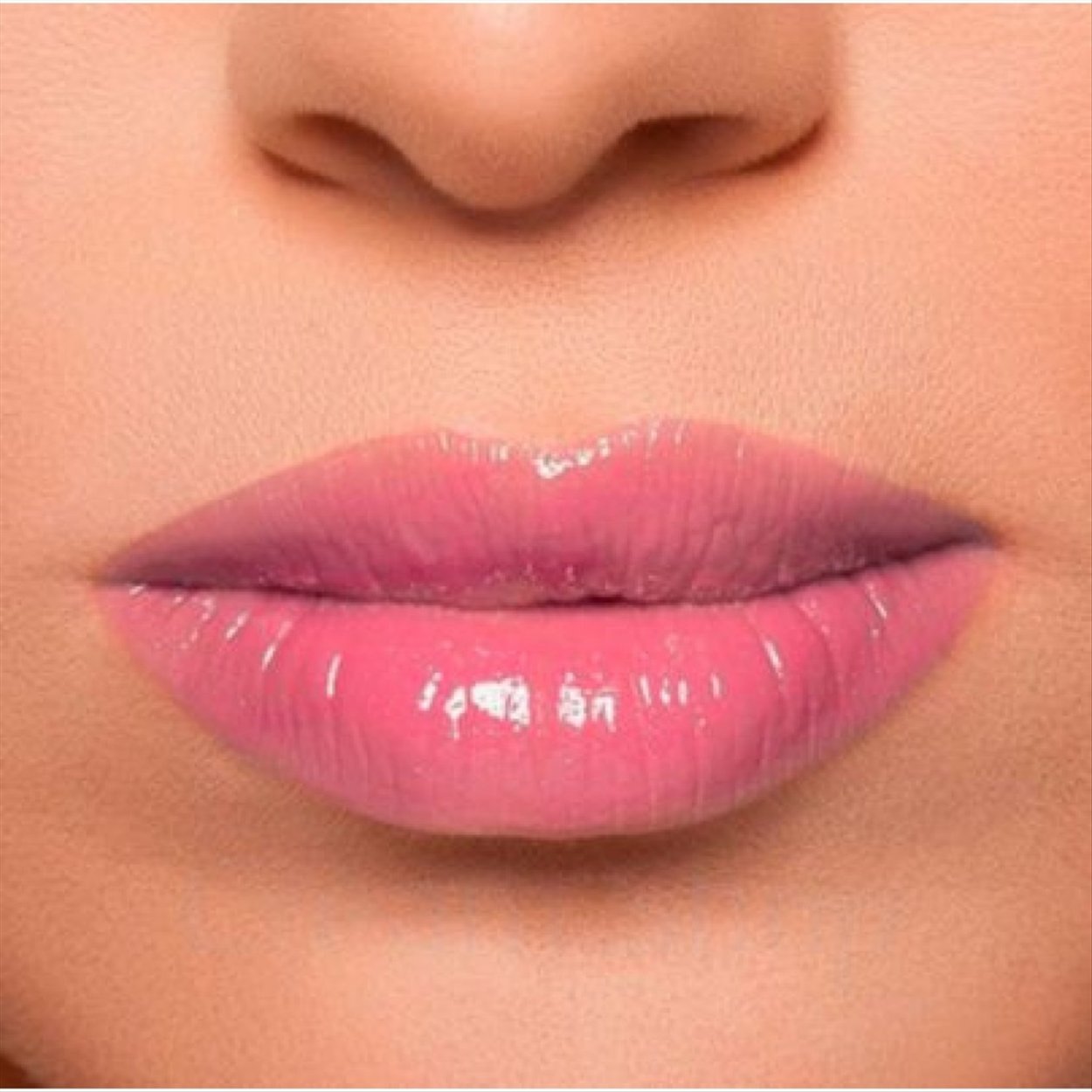 Shiseido LACQUERINK Lipshine 311 Vinyl nude