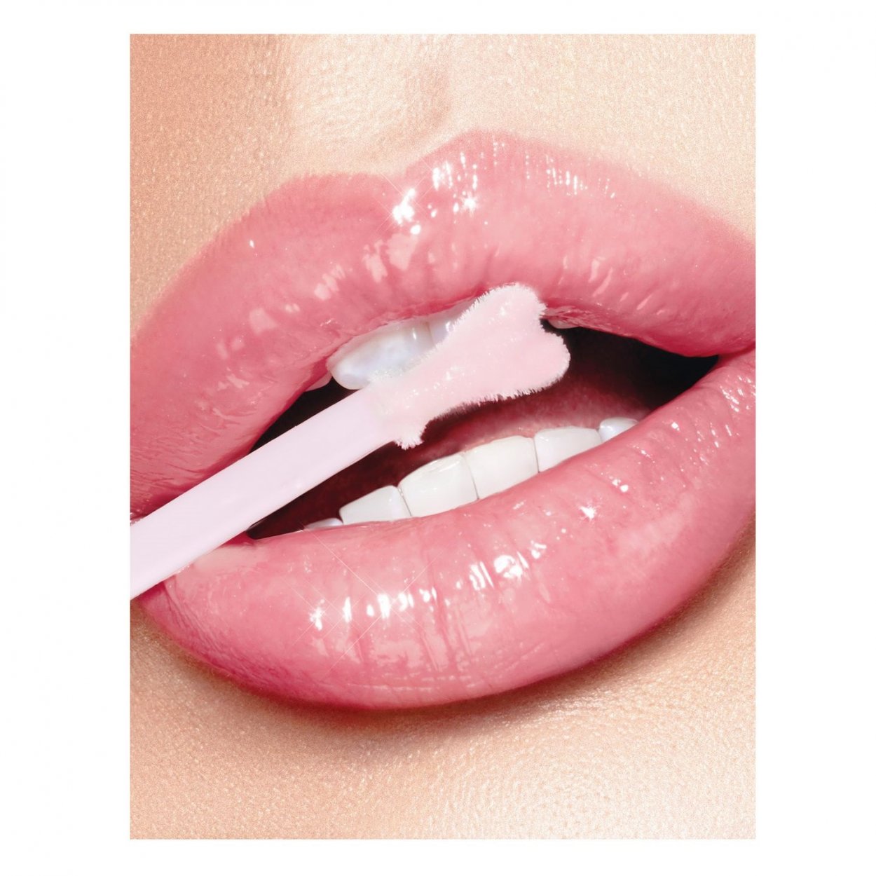 Charlotte Tilbury Collagen Lip Bath Gloss